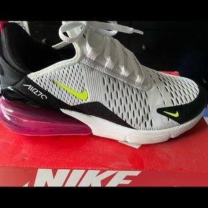 Nike Air Max 270